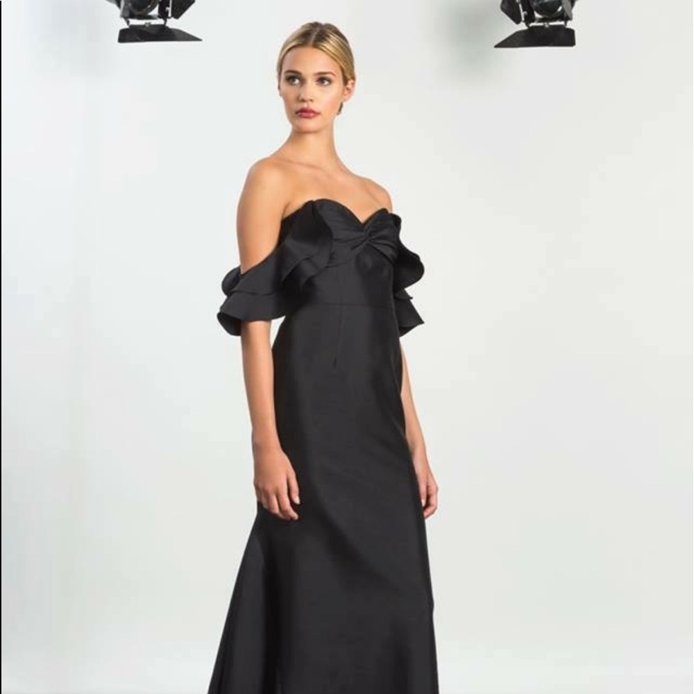 Shoshanna Midnight Collection Elegant Black Off-Shoulder Gown